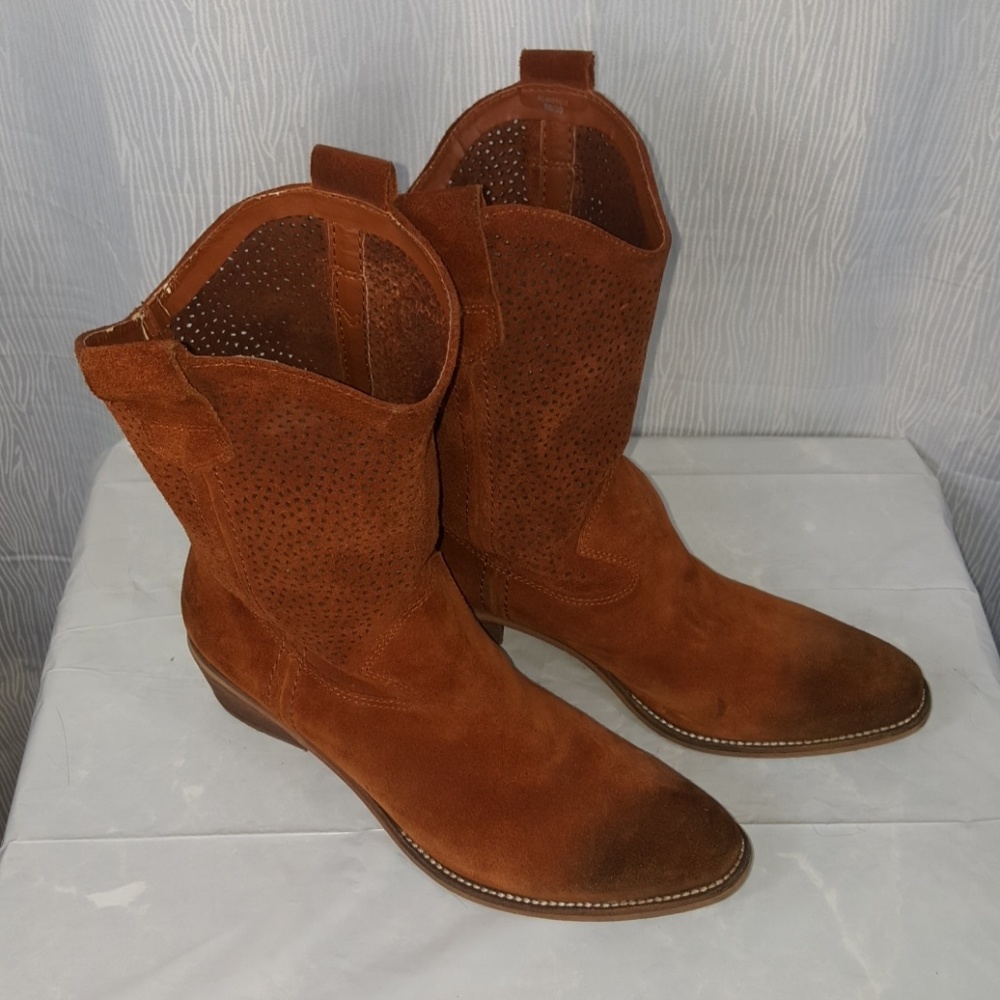Cowboy boots